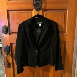Larry Levine Classic Black Women's Blazer